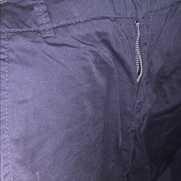 H&M Shorts - Picture 3 of 4